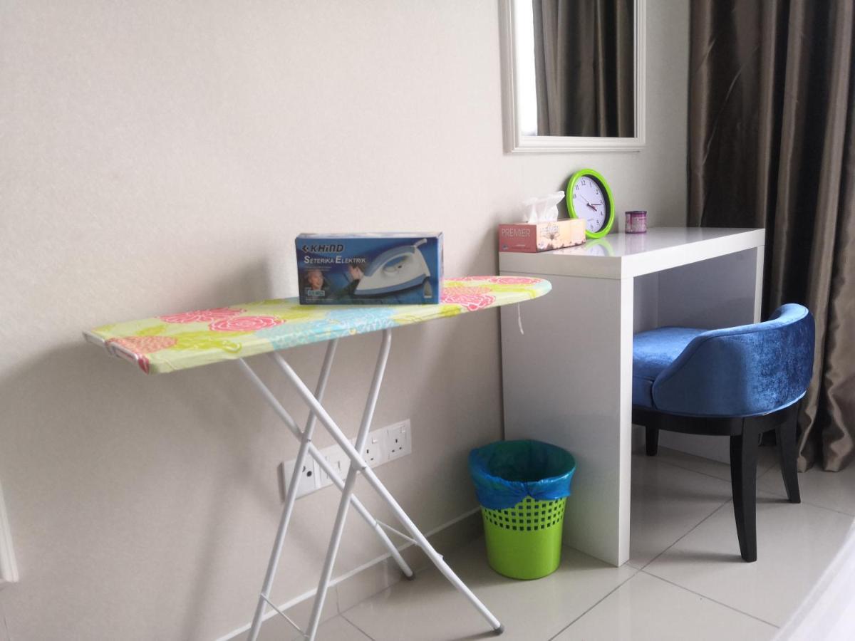 Dz And Parisien Tower I-city Apartemen *